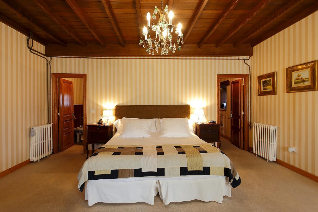 La Ermita De Deva Hotel Gijon Bagian luar foto